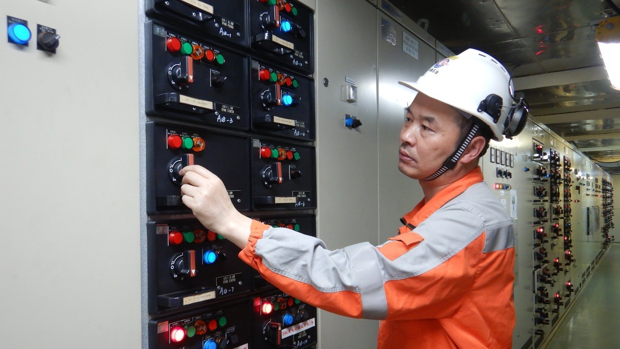 2552233_4096x10000.jpeg 2552233_4096x10000.jpeg